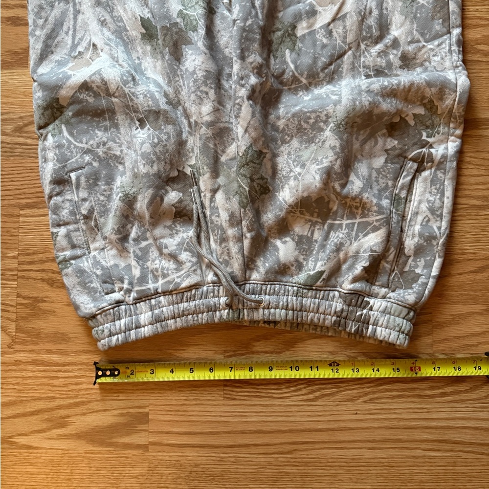 Abercrombie Camouflage Jogger Pants - Picture 4 of 5